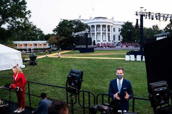 Reporters at the White House last year. A new study found a shift in the views of Supreme Court justices toward the news media.